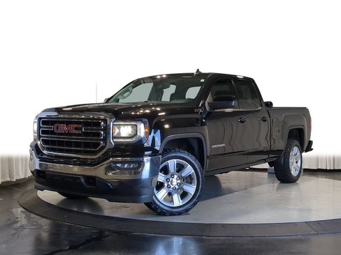Used 2019 GMC Sierra 1500 SLE w/ SLE Value Package AWD/4WD image 1