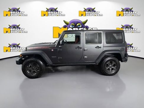 Used 2018 Jeep Wrangler Unlimited Rubicon w/ Connectivity Group image 8