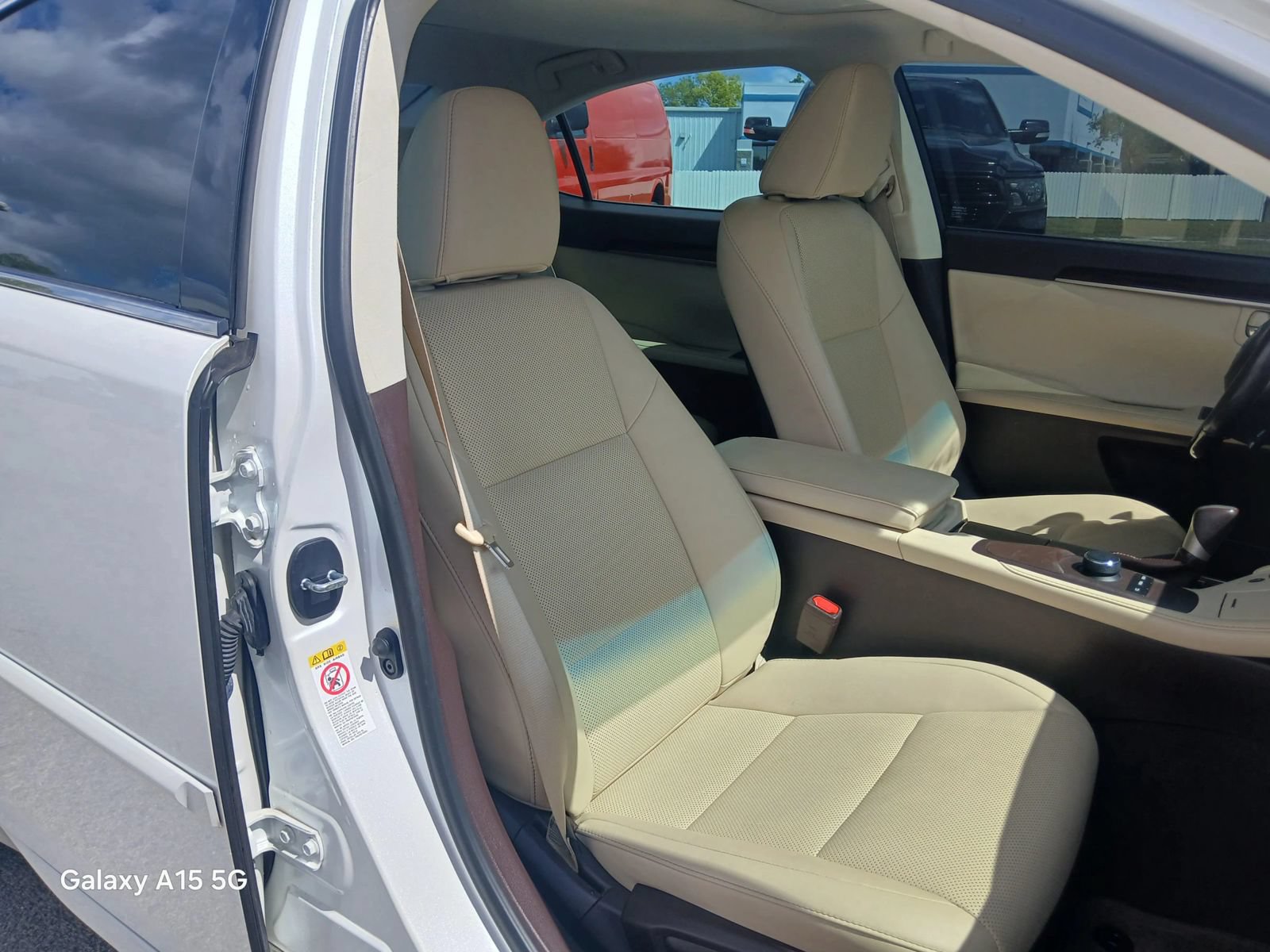 Used 2018 Lexus ES 350 w/ Premier Package FWD image 38