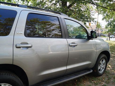Used 2008 Toyota Sequoia SR5 image 11