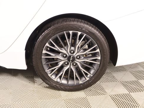 Used 2022 Kia Forte GT-Line w/ GT-Line Premium Package FWD image 19