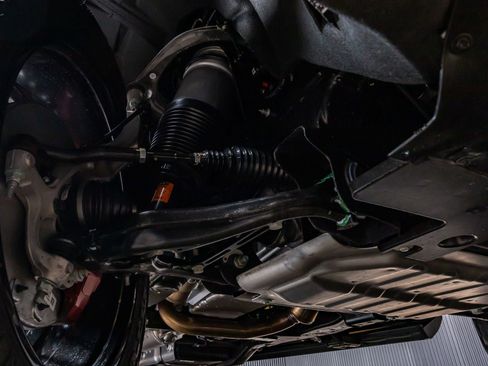 Used 2025 Cadillac Escalade V image 14