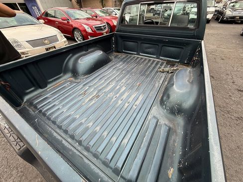 Used 1994 Toyota Pickup 2WD Regular Cab image 12