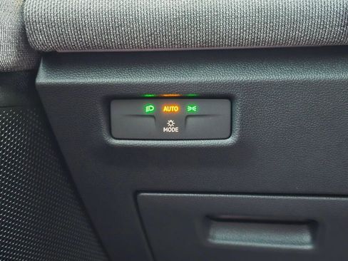 New 2026 Volkswagen Tiguan S image 24