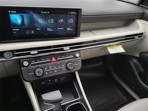 New 2026 Hyundai Tucson SE image 15