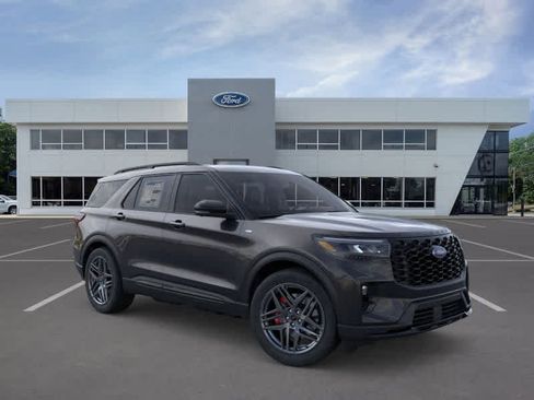 New 2026 Ford Explorer ST-Line w/ ST-Line Street Pack AWD/4WD image 7