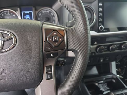 Certified 2022 Toyota Tacoma SR5 image 15