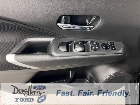 Used 2024 Nissan Kicks SV image 22