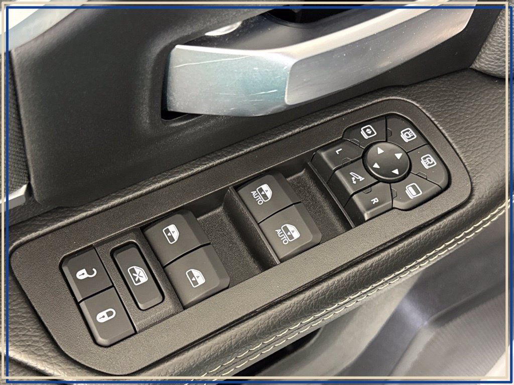 Certified 2026 RAM 2500 Big Horn AWD/4WD image 34