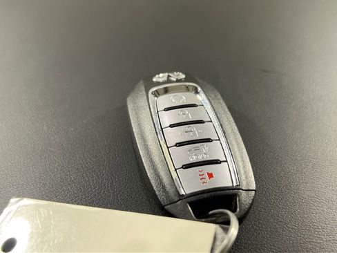 Used 2023 INFINITI QX50 Luxe image 30