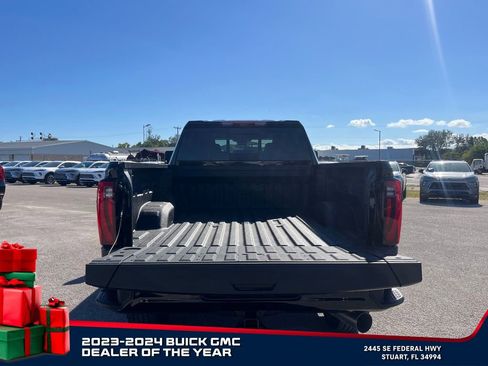 New 2026 GMC Sierra 2500 Denali w/ Denali Reserve Package image 29