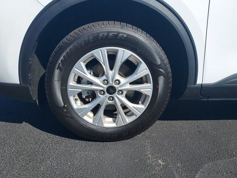 Used 2025 Ford Escape Active AWD/4WD image 10