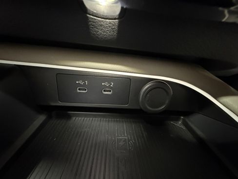 New 2026 Nissan Sentra SL FWD image 31