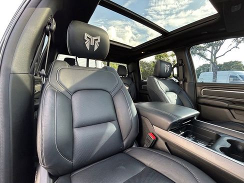 Used 2022 RAM 1500 Big Horn AWD/4WD image 32