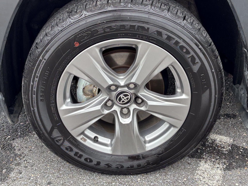 Certified 2025 Toyota RAV4 XLE AWD/4WD image 12