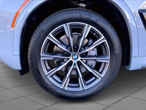Used 2025 BMW X5 xDrive40i image 10