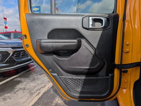 Used 2021 Jeep Wrangler Unlimited Sport image 14