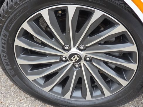 Used 2023 Hyundai Palisade Calligraphy image 12