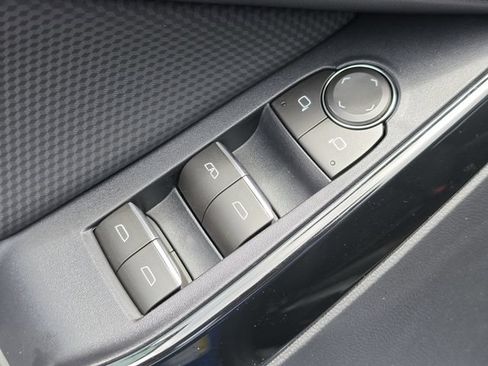 New 2026 Chevrolet Equinox RS w/ Convenience Package III FWD image 20