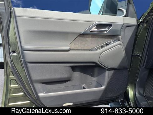 Certified 2024 Lexus GX 550 w/ Accessory Package (Z1) AWD/4WD image 10