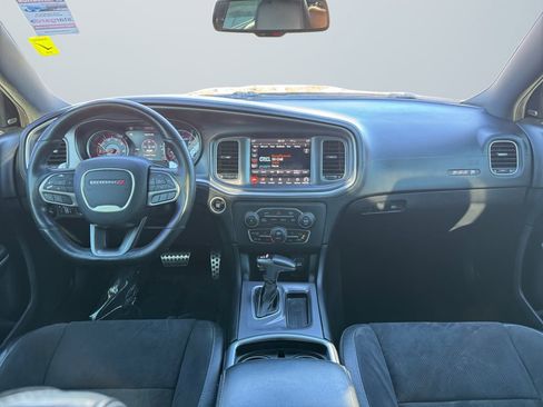 Used 2020 Dodge Charger Scat Pack image 9