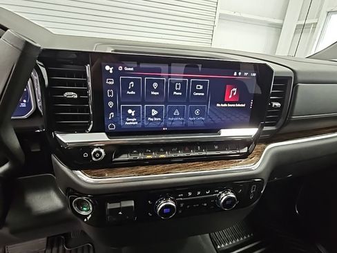 New 2026 GMC Sierra 1500 SLE w/ Preferred Package image 12