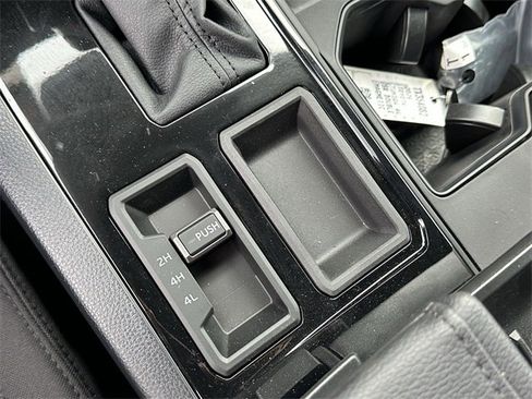 New 2026 Toyota Tundra SR image 21