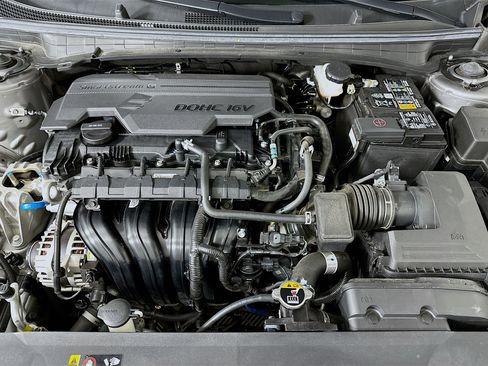 Used 2025 Kia K4 LXS image 31