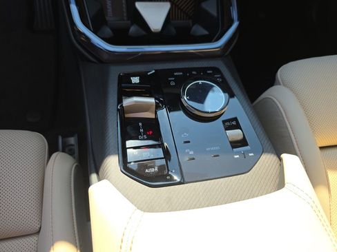 New 2025 BMW X3 xDrive30i w/ Premium Package image 16