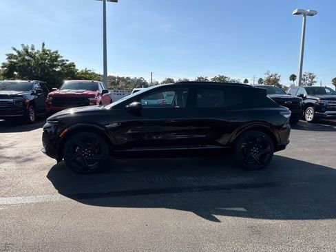 New 2026 Chevrolet Equinox EV RS image 4