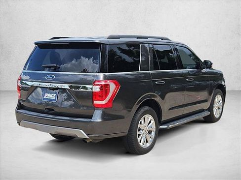 Used 2021 Ford Expedition XLT RWD image 5