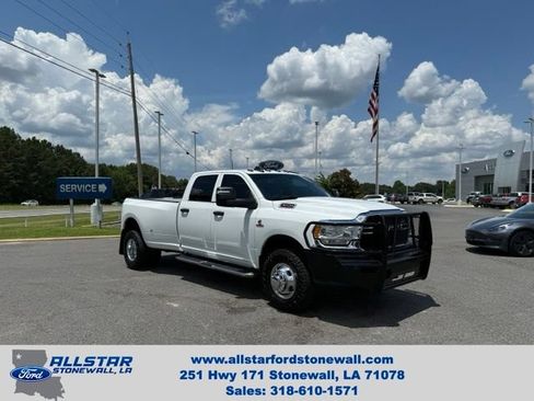 Used 2024 RAM 3500 Tradesman w/ Chrome Appearance Group AWD/4WD image 1