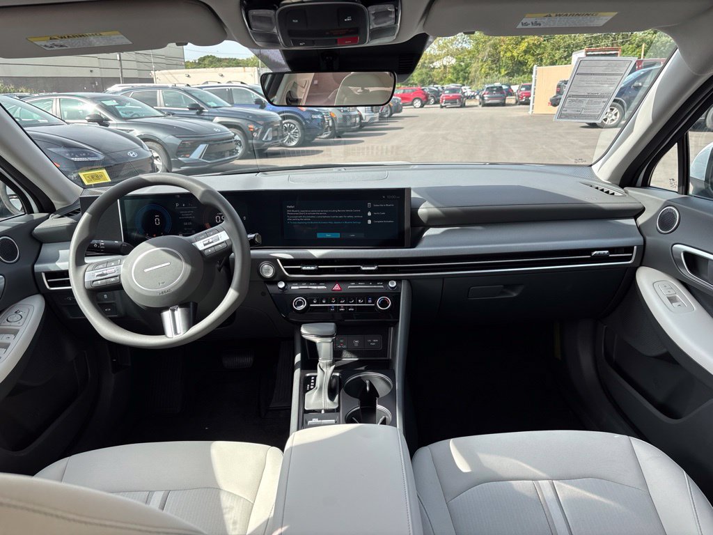 New 2026 Hyundai Sonata SE FWD image 9