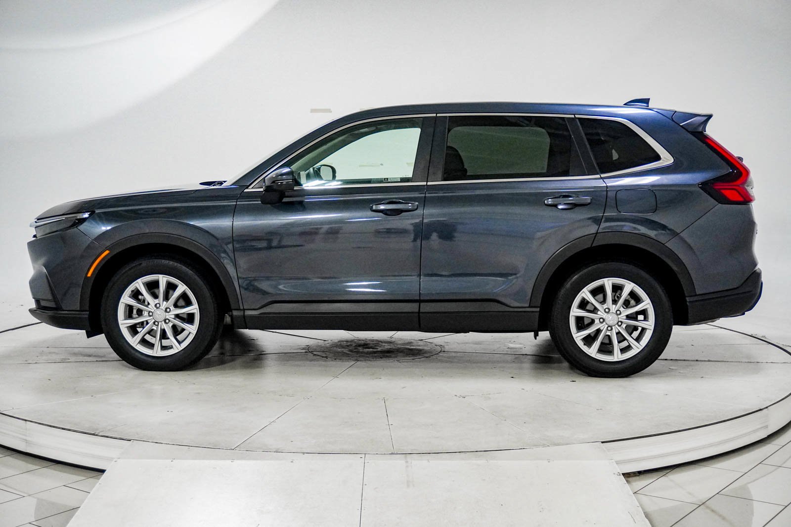 Used 2024 Honda CR-V EX image 5