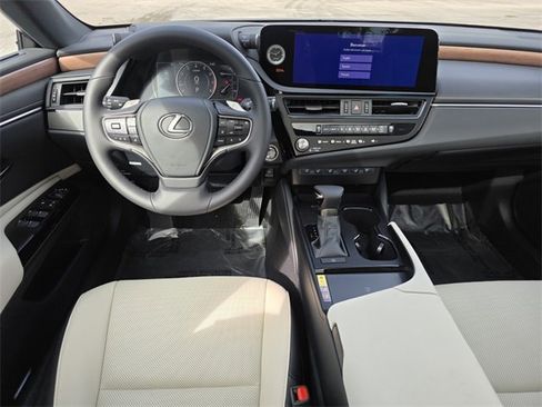 New 2025 Lexus ES 350 w/ Premium Package image 20