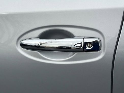 Used 2014 Nissan Rogue SL image 13