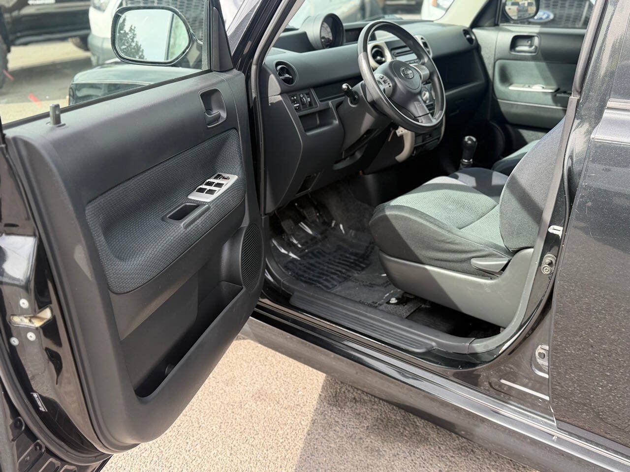 Used 2006 Scion xB FWD image 77