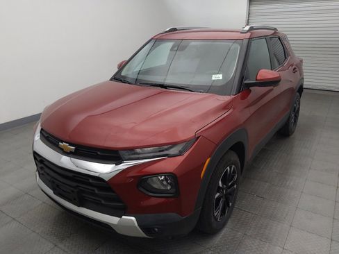 Used 2021 Chevrolet TrailBlazer LT w/ Convenience Package FWD image 15