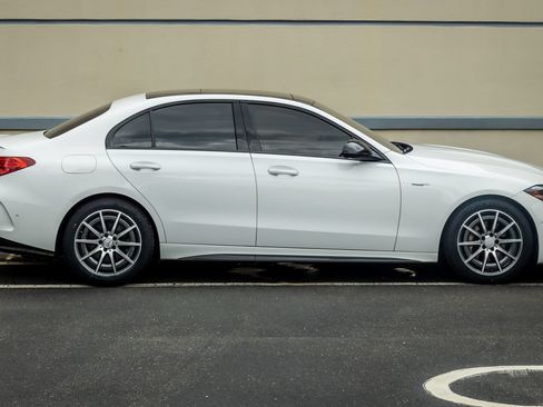 Used 2023 Mercedes-Benz C 43 AMG 4MATIC Sedan image 9