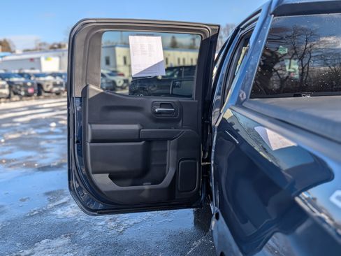 Certified 2022 Chevrolet Silverado 1500 Custom w/ Safety Confidence Package image 28