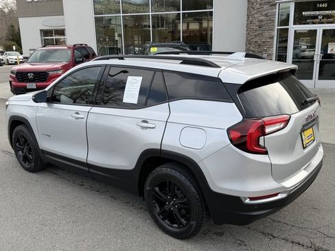 Used 2022 GMC Terrain AT4 image 7