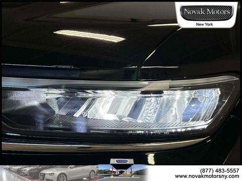 Used 2023 Jeep Grand Cherokee Laredo image 10