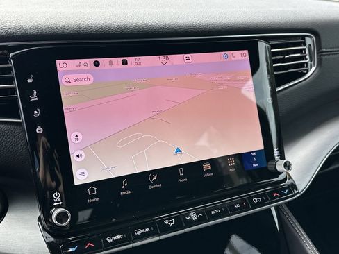 New 2025 Jeep Wagoneer L Series II w/ Premium Group I image 21