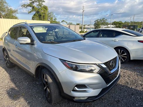 Used 2022 Nissan Rogue Sport SL w/ Premium Package AWD/4WD image 3
