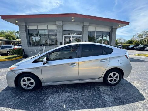 Used 2012 Toyota Prius Two FWD image 8