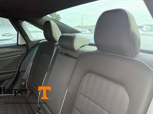 Used 2024 Volkswagen Jetta Sport FWD image 8