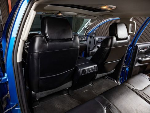 Used 2018 Toyota Tundra Platinum image 31