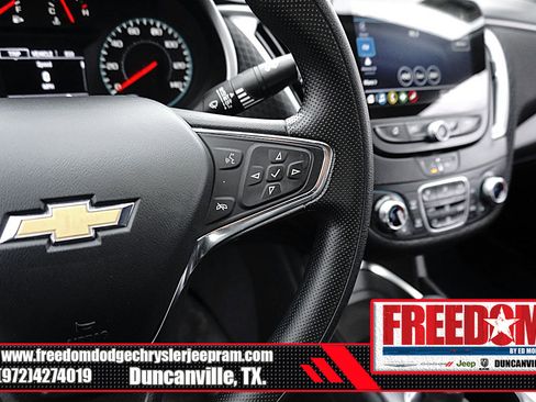 Used 2024 Chevrolet Malibu LT image 25