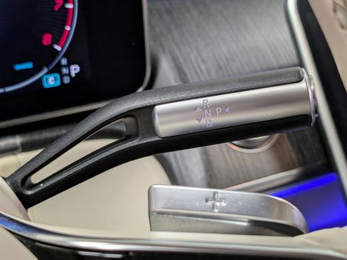 Used 2022 Mercedes-Benz S 500 4MATIC image 32