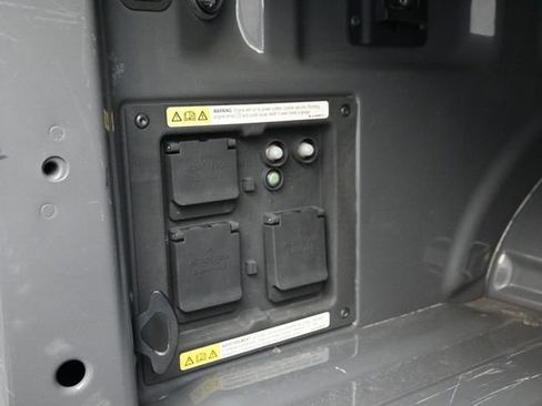 Used 2021 Ford F150 Lariat w/ Equipment Group 502A High AWD/4WD image 19